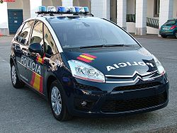 250px-C4-picasso-policia-01