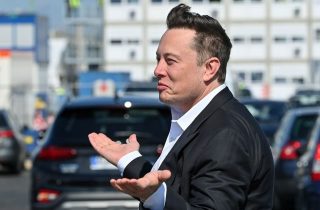 Cuánto gana Elon Musk