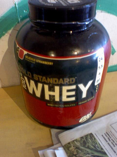 Whey protein: Riesgos, Usos y Cómo tomar Whey Protein