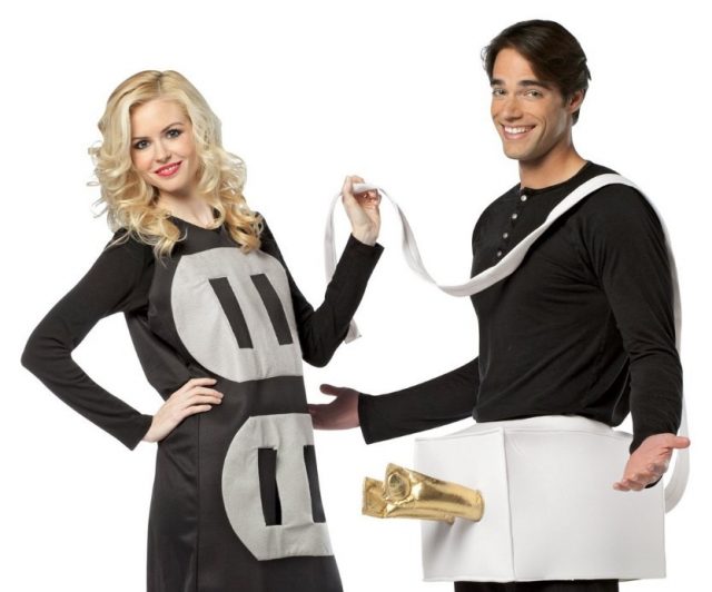 disfraz de clavija y toma