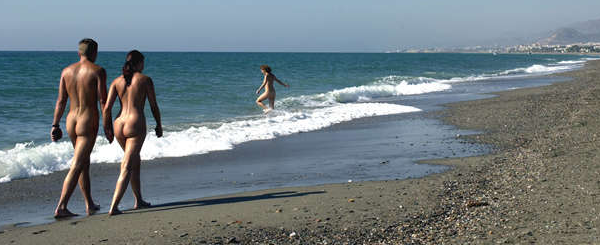 Playas nudistas en España