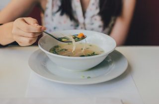 Cómo hacer la dieta de la sopa de repollo