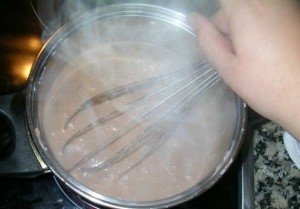 Cómo preparar tarta de tres chocolates