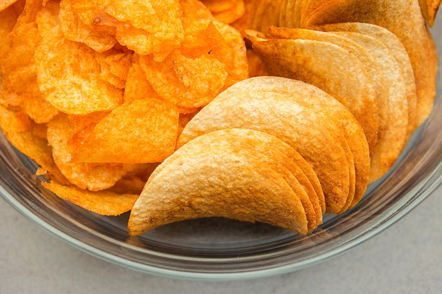 Cómo hacer patatas fritas en el microondas