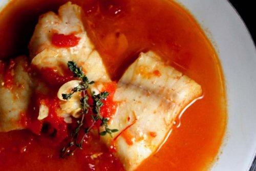 Bacalao con Tomate
