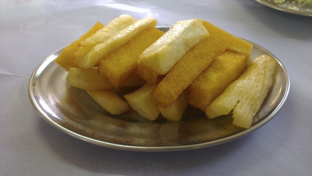 cocinar yuca frita