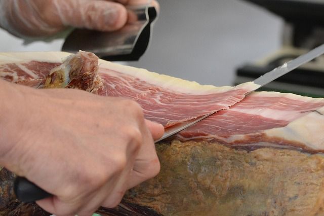 Cómo cortar jamón