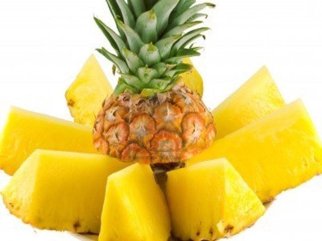 Como comer piña