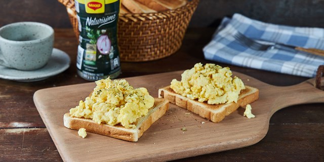 Desayuno con tostadas