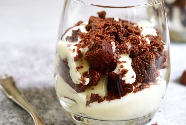 ¿Cómo hacer helado de Brownie?