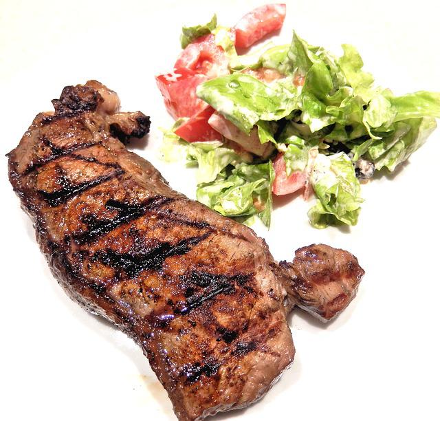 Lomo con ensalada mil hojas