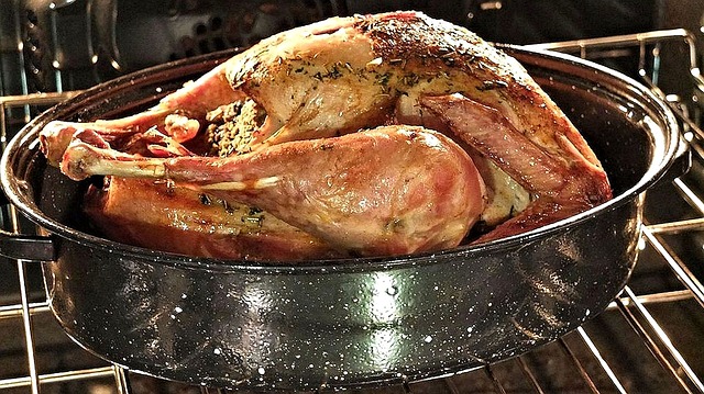 Pavo de la felicidad con ensalada rusa