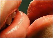 Cómo dar un beso francés