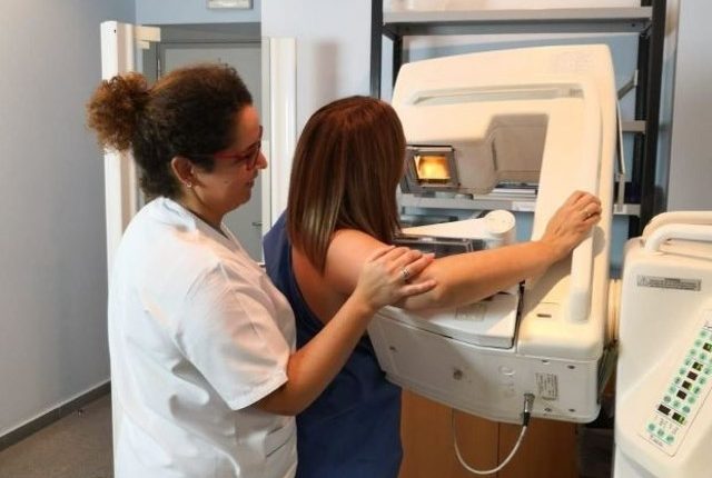 ¿Por que las mujeres evitan la mamografia?