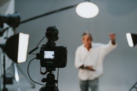 Cómo ser un actor porno - 4 pasos - Trabajo Doncomos.com