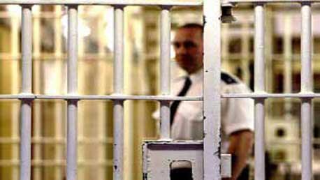 funcionario de prisiones